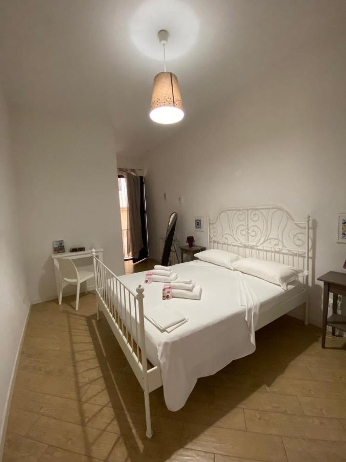 Manu'S House B&B Porto Empedocle Eksteriør billede